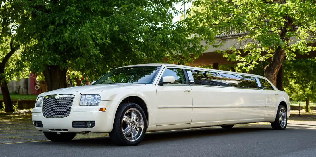 chrysler limo rental belgrade